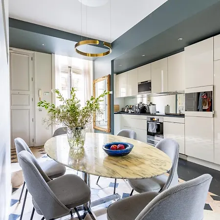 Splendide Duplex Sur Les Quais De L'ile Saint-louis *